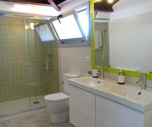 Batan - Preciosa Casa En El Valle Del Salnes 펜션 *